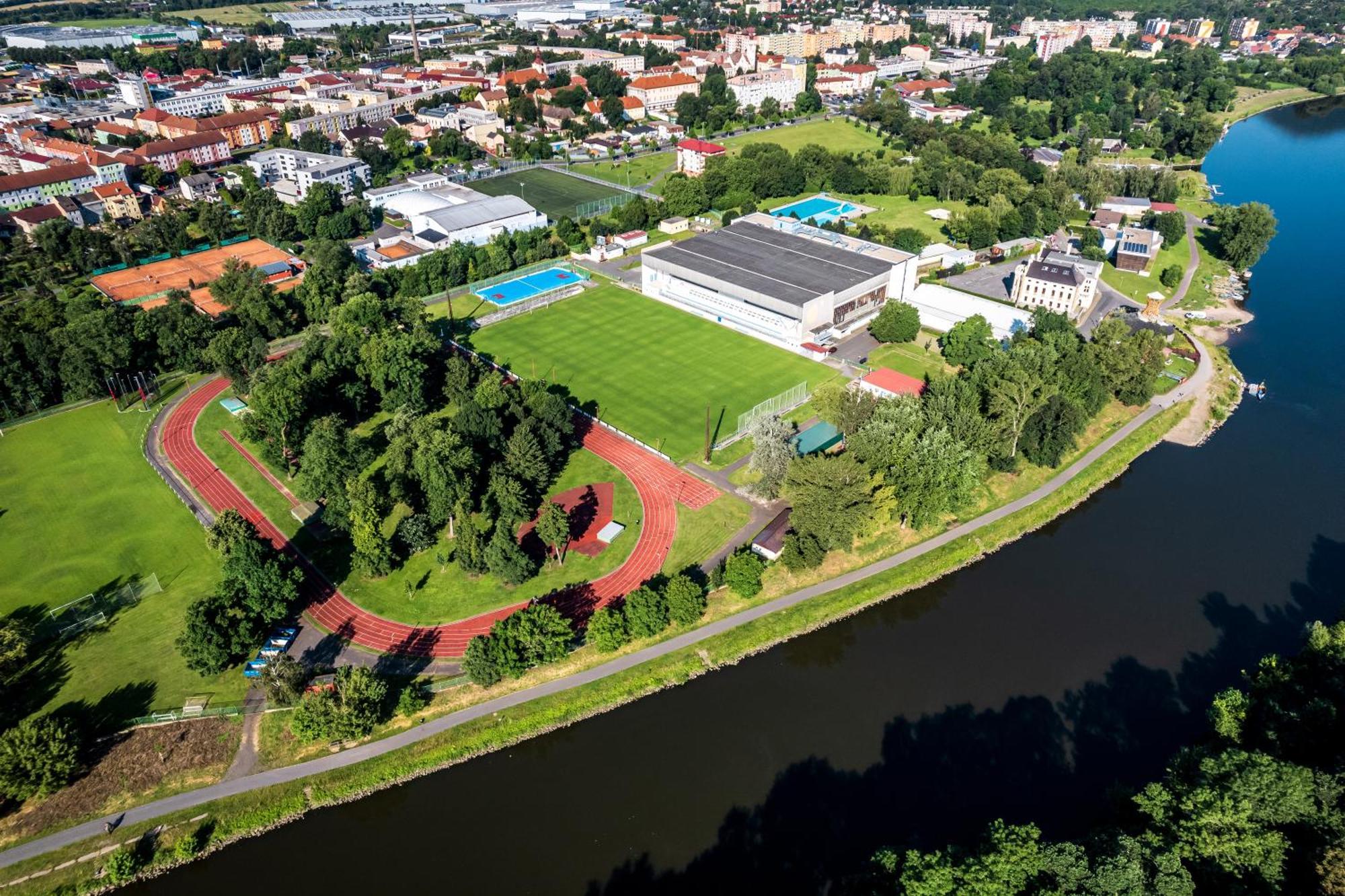 Hotel Active Stadium Lovosice Exterior foto